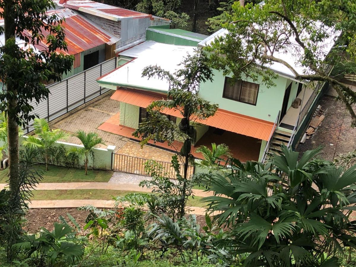 Casa Encantada Offers You Two-Bedroom House, 1 Tiny Apartment & 3 Double Rooms Manuel Antonio Exteriér fotografie